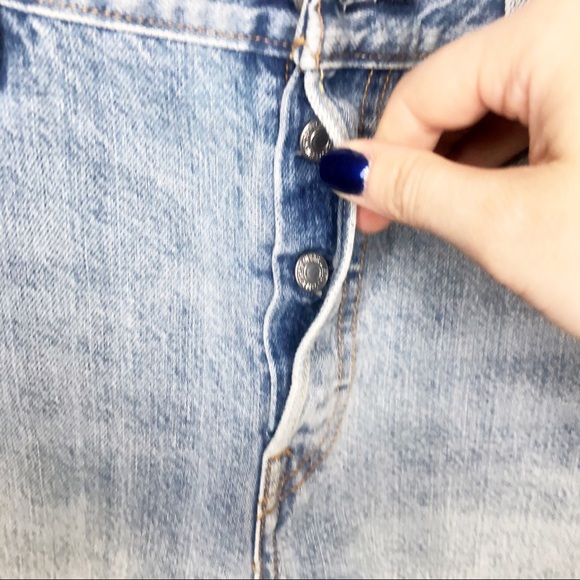 Levi's 501 Mid Rise Cut Off Denim Shorts Size 29 - Picture 8 of 8